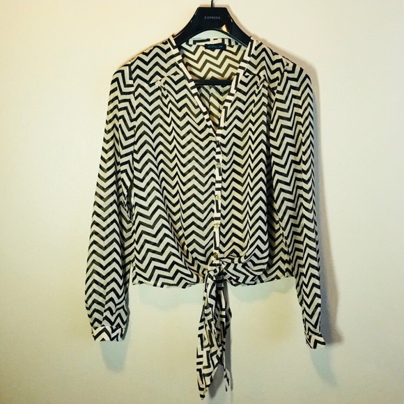Work Blouse. Tie Blouse. Chevron Blouse. - Picture 2 of 3